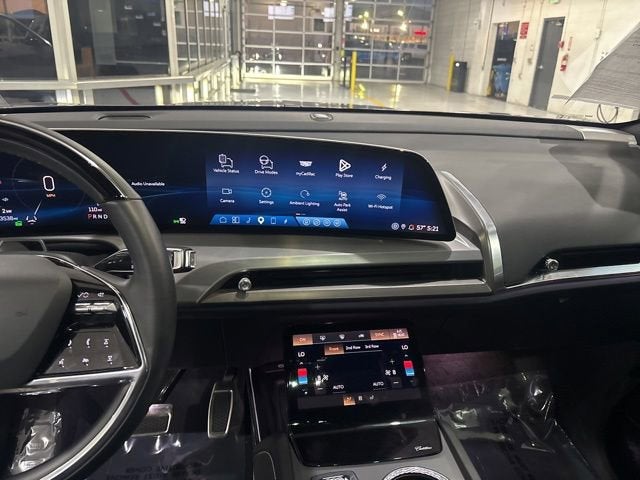 2026 Cadillac VISTIQ Luxury