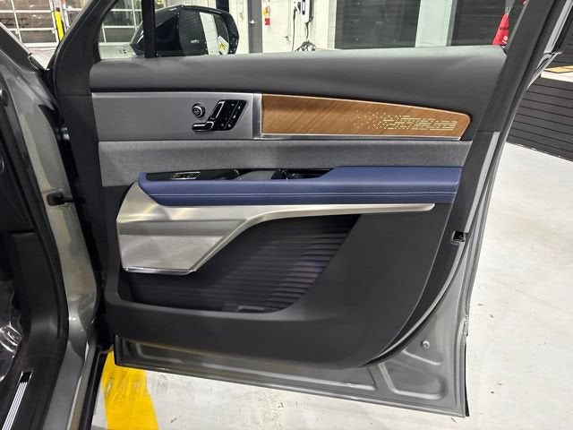 2026 Cadillac VISTIQ Premium Luxury