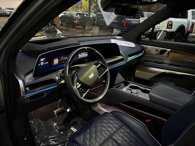 2026 Cadillac VISTIQ Premium Luxury