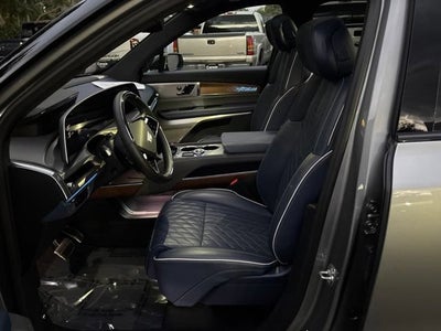 2026 Cadillac VISTIQ Premium Luxury