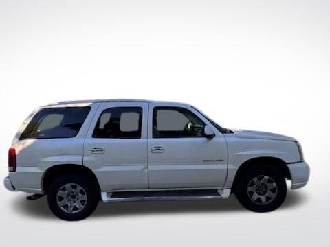 2002 Cadillac Escalade Standard