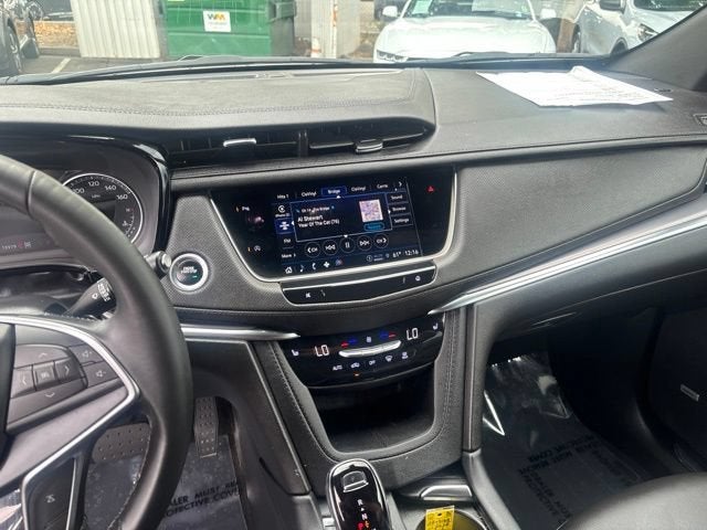 2024 Cadillac XT5 Luxury