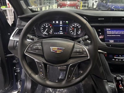 2025 Cadillac XT5 Sport