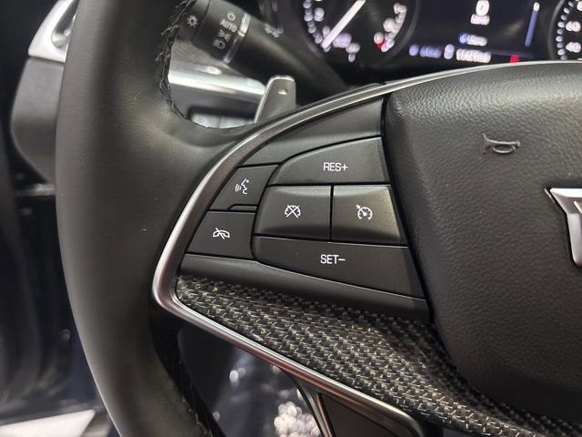 2025 Cadillac XT5 Sport