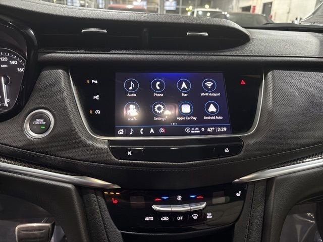 2025 Cadillac XT5 Sport