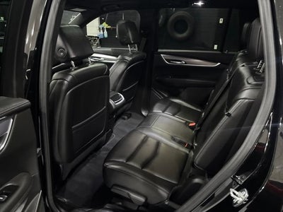 2025 Cadillac XT6 Luxury