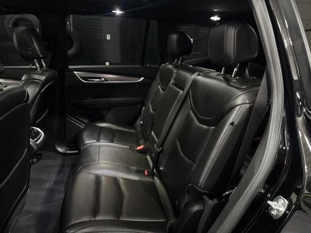 2025 Cadillac XT6 Luxury