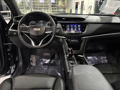 2025 Cadillac XT6 Luxury
