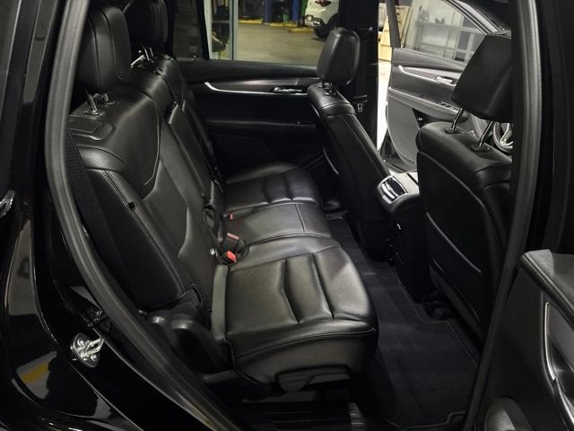 2025 Cadillac XT6 Luxury