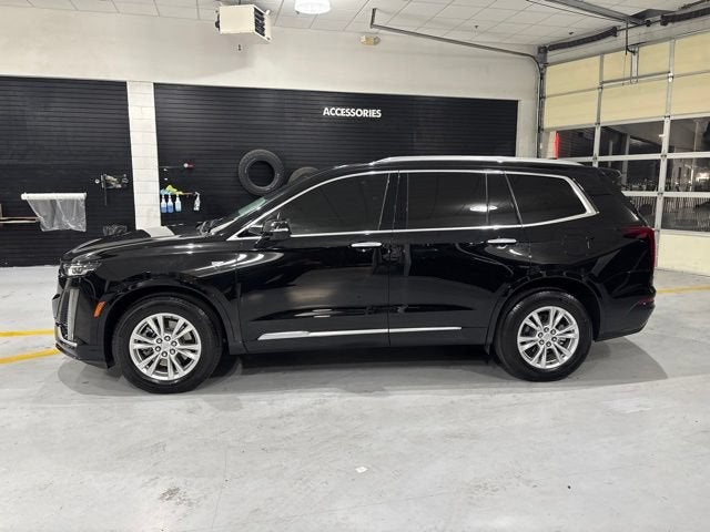 2025 Cadillac XT6 Luxury