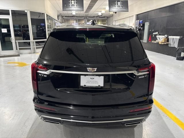 2025 Cadillac XT6 Luxury