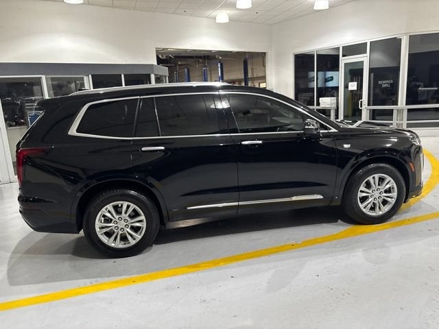 2025 Cadillac XT6 Luxury