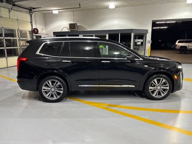 2025 Cadillac XT6 Premium Luxury