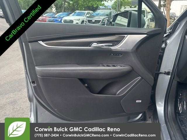 2022 Cadillac XT6 Sport