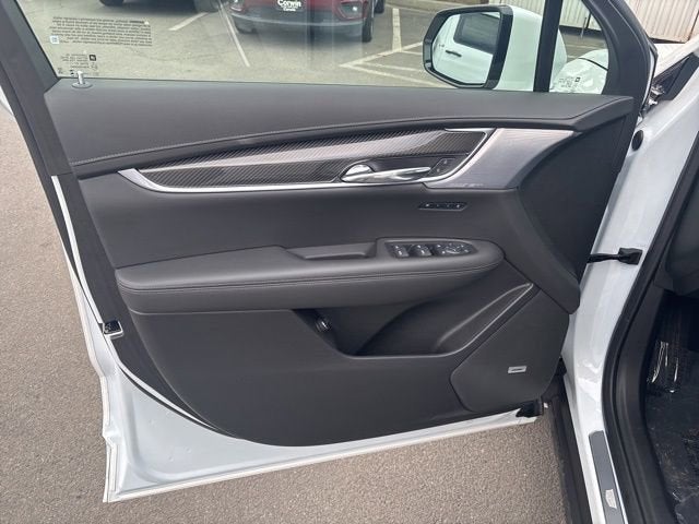2025 Cadillac XT6 Sport