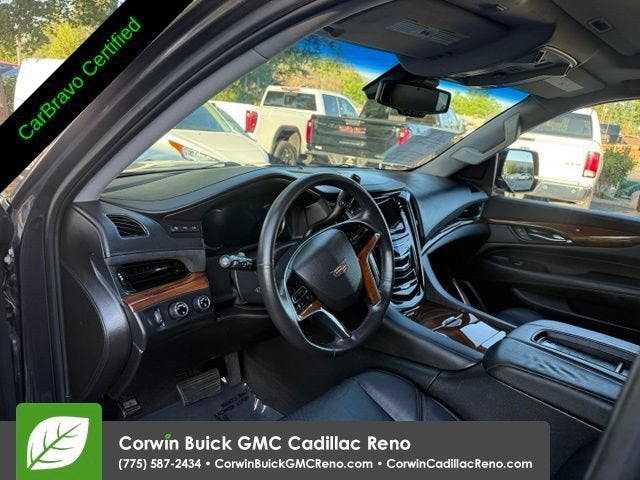 2016 Cadillac Escalade Luxury Collection