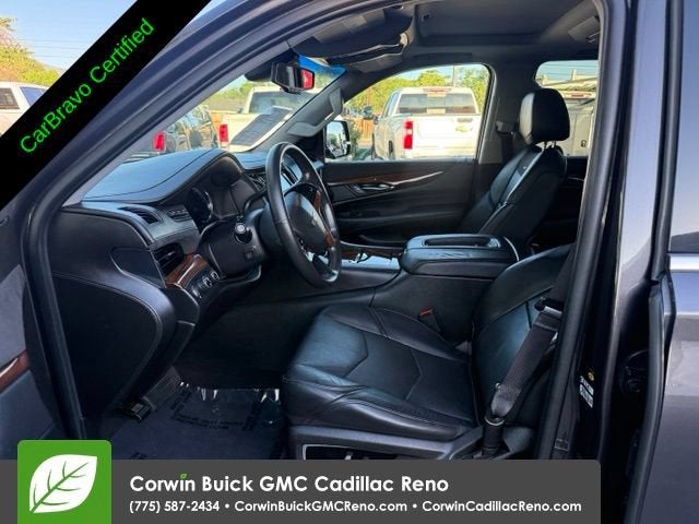 2016 Cadillac Escalade Luxury Collection