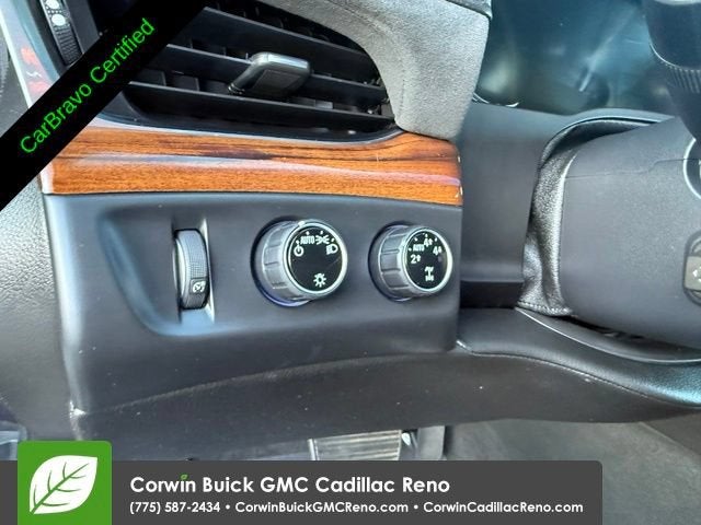 2016 Cadillac Escalade Luxury Collection