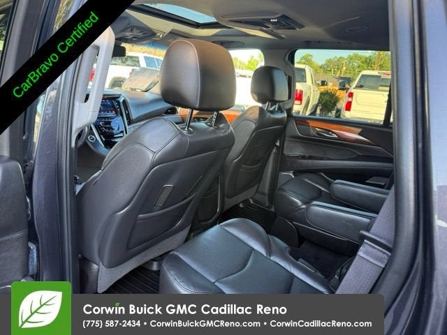 2016 Cadillac Escalade Luxury Collection