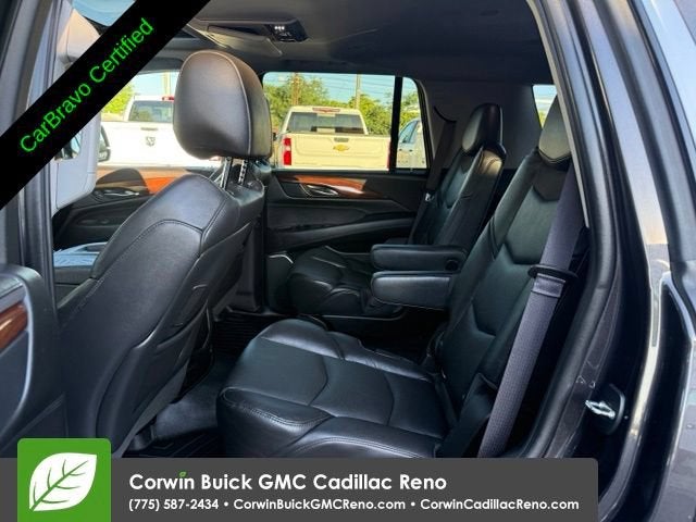 2016 Cadillac Escalade Luxury Collection
