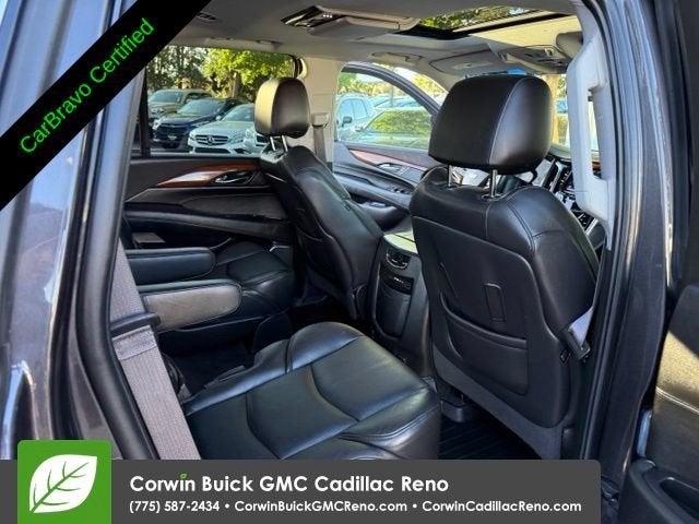 2016 Cadillac Escalade Luxury Collection