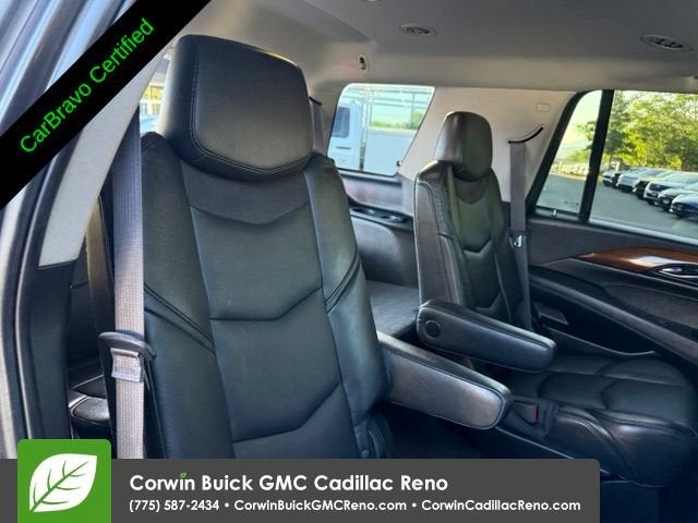 2016 Cadillac Escalade Luxury Collection