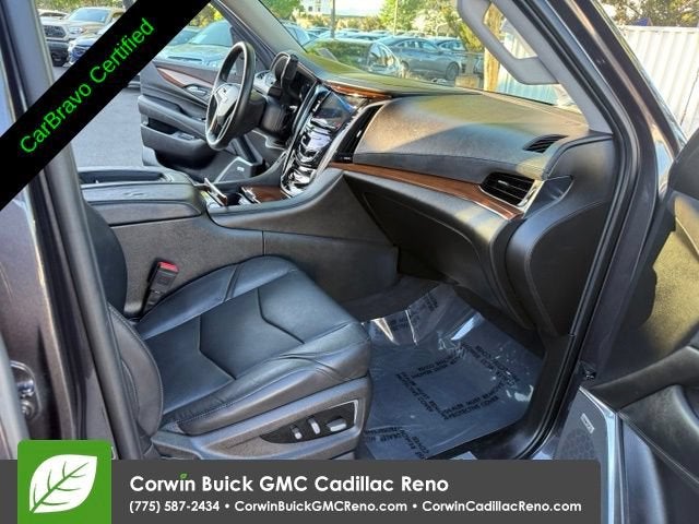 2016 Cadillac Escalade Luxury Collection
