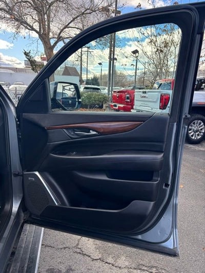 2018 Cadillac Escalade Premium Luxury