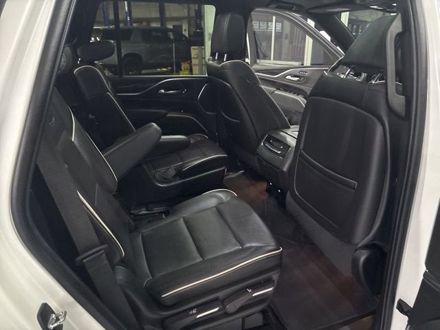 2022 Cadillac Escalade Sport