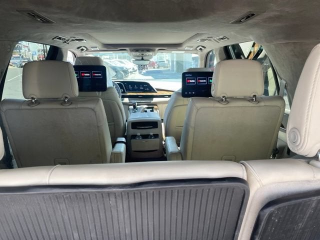 2022 Cadillac Escalade Sport Platinum