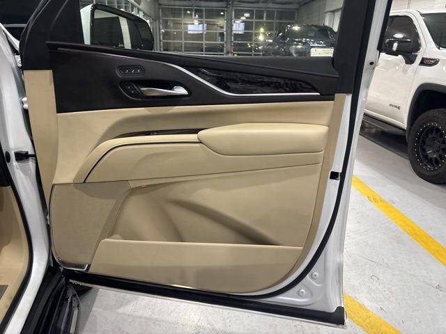 2023 Cadillac Escalade ESV Premium Luxury