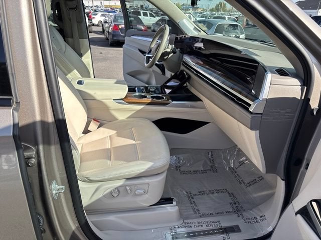 2025 Cadillac Escalade ESV Sport Platinum