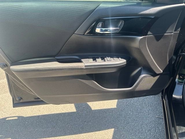 2017 Honda Accord Sedan LX