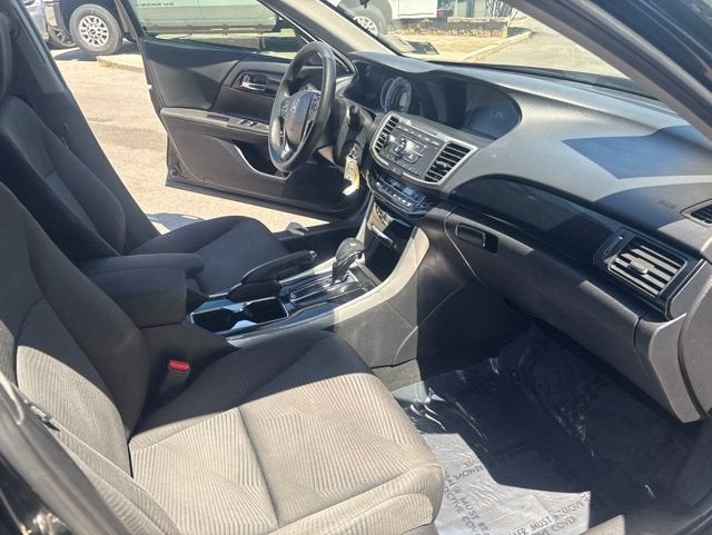 2017 Honda Accord Sedan LX