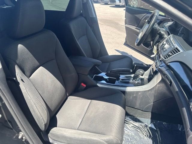 2017 Honda Accord Sedan LX