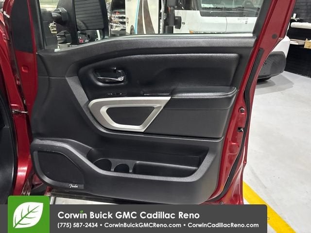 2019 Nissan TITAN PRO-4X