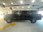 2022 Nissan TITAN Crew Cab SV 4x4