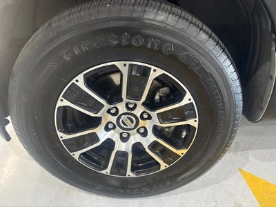 2022 Nissan TITAN Crew Cab SV 4x4