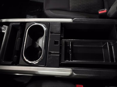 2021 Nissan TITAN Crew Cab SV 4x4