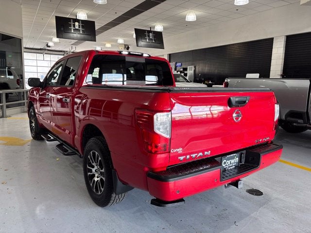 2021 Nissan TITAN Crew Cab SV 4x4