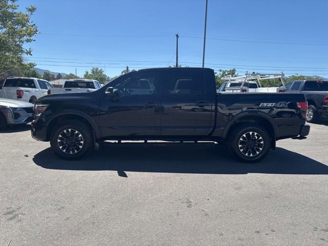 2021 Nissan TITAN Crew Cab PRO-4X 4x4