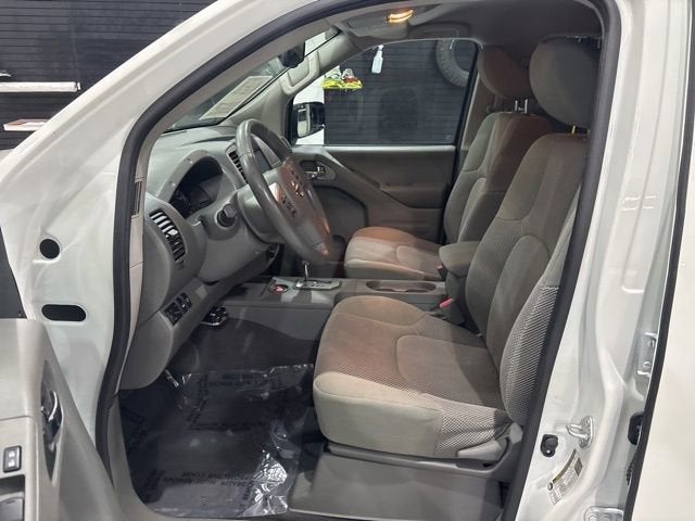 2021 Nissan Frontier Crew Cab SV 4x4