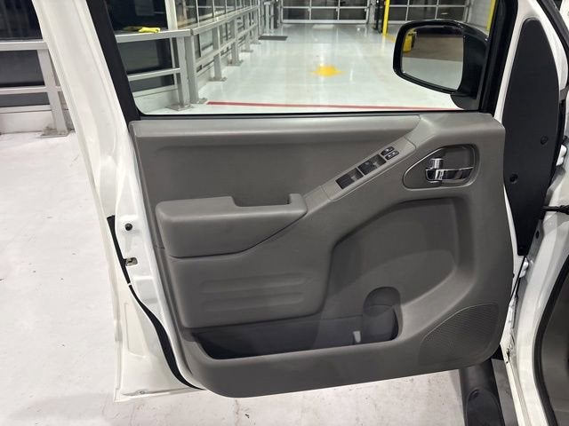 2021 Nissan Frontier Crew Cab SV 4x4