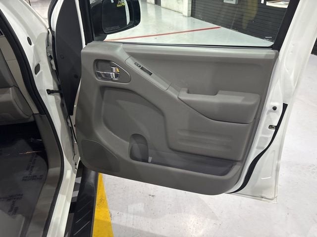 2021 Nissan Frontier Crew Cab SV 4x4