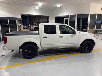 2021 Nissan Frontier Crew Cab SV 4x4