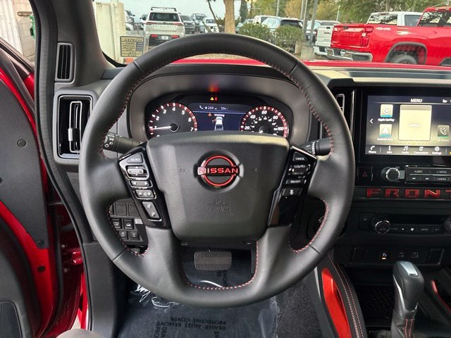 2025 Nissan Frontier Crew Cab PRO-4X 4x4