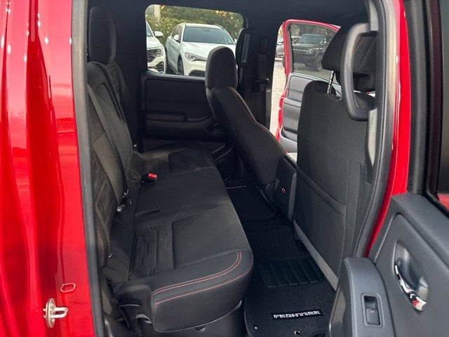 2025 Nissan Frontier Crew Cab PRO-4X 4x4