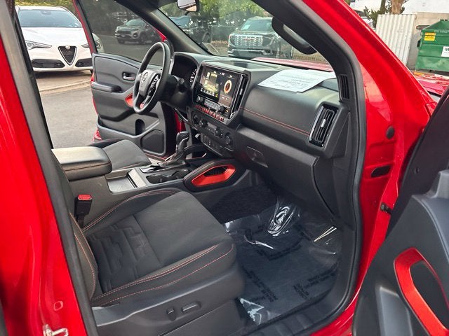 2025 Nissan Frontier Crew Cab PRO-4X 4x4