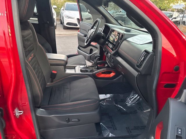 2025 Nissan Frontier Crew Cab PRO-4X 4x4