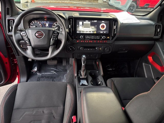 2025 Nissan Frontier Crew Cab PRO-4X 4x4